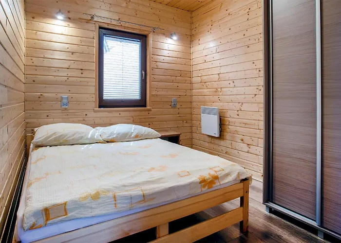 Amazing In Ostrowite With Sauna Nyaraló *